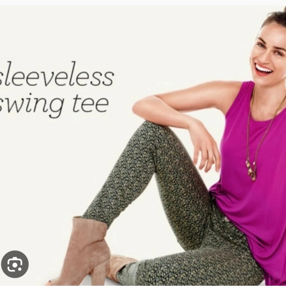 Cabi - Sleeveless Swing Tee - XXS - Bright Pink